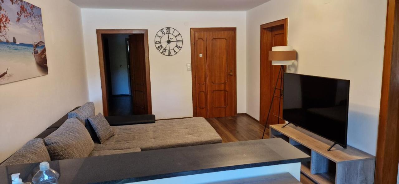 Adam'S Ferienapartments Bad Schallerbach Buitenkant foto